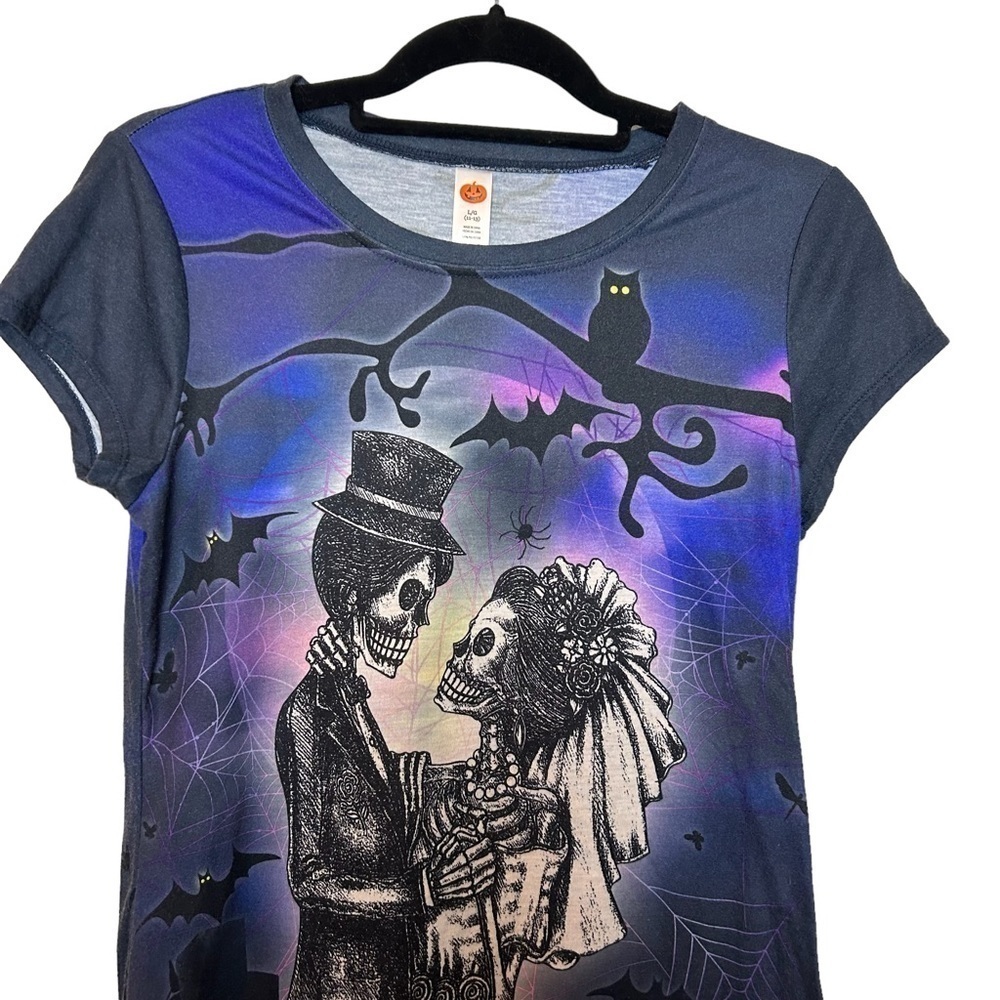 Halloween Bride & Groom Skeleton Couple Full Moon & Graveyard Tee Shirt - Picture 4 of 10